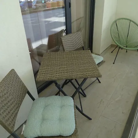 Seaside Apart